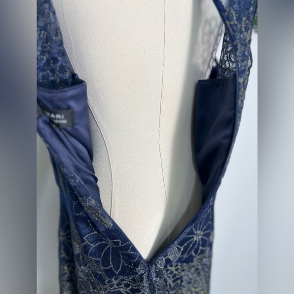 Tahari Arthur Levine Gold Floral Bodice Navy Blue Tulle Dress Size 14 Fit Flare - Picture 10 of 16